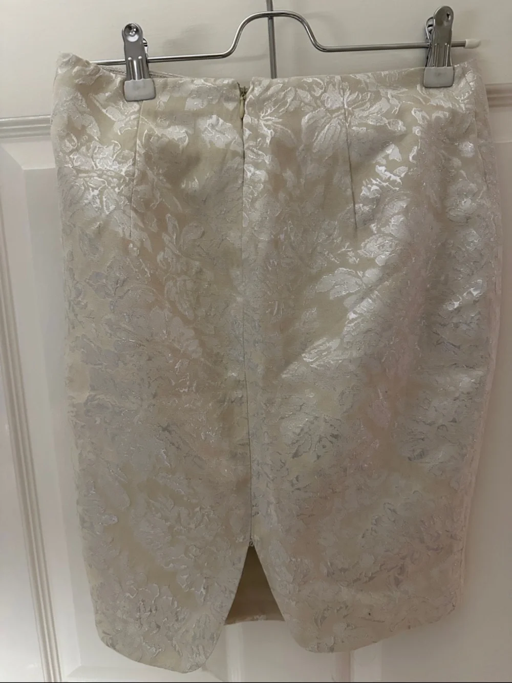 Forever 21 Cream Brocade Pencil Skirt - Picture 2 of 2